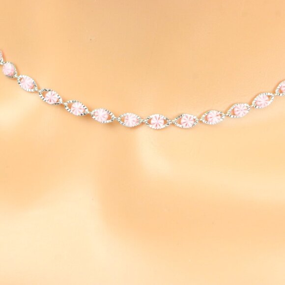 "Minimalist Necklace – Timeless, Elegant Jewelry for Her, MAR091279 - Picture 9 of 10